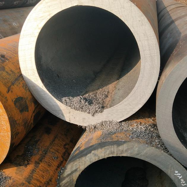 山東大口徑無(wú)縫鋼管60個(gè)厚